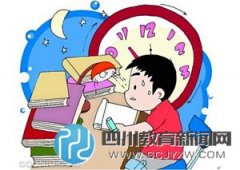 8歲男孩每天寫作業(yè)到10點(diǎn) 家長無奈幫著寫